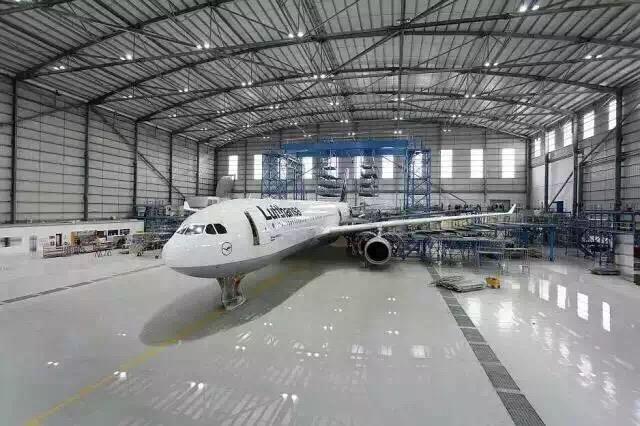  航空停機(jī)庫(kù)